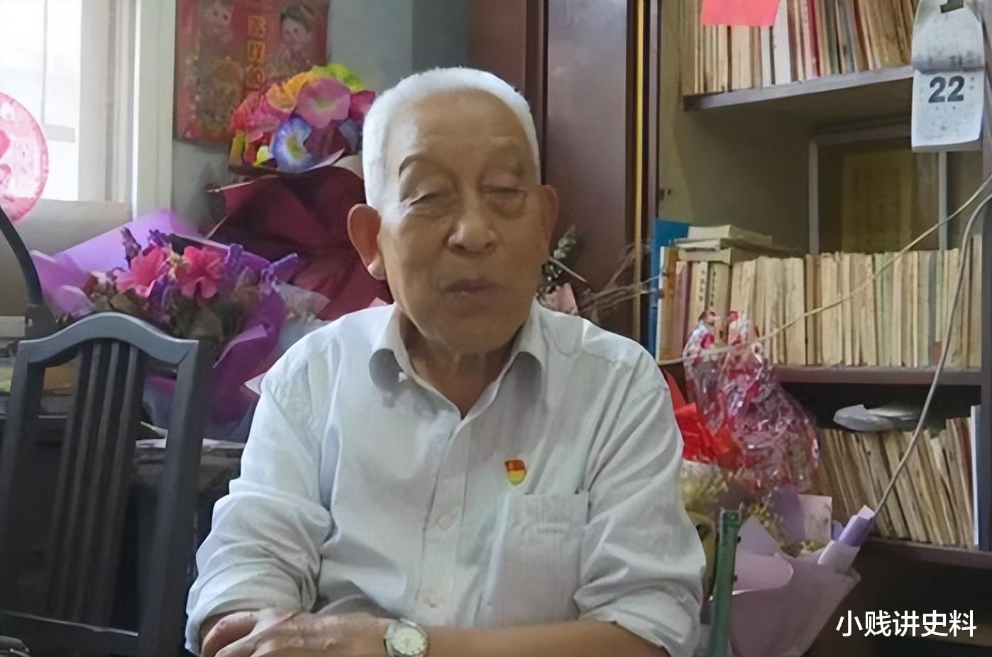 老人私藏2把枪,民警上门收缴被拒,还拿出持枪证,曾是孤胆英雄