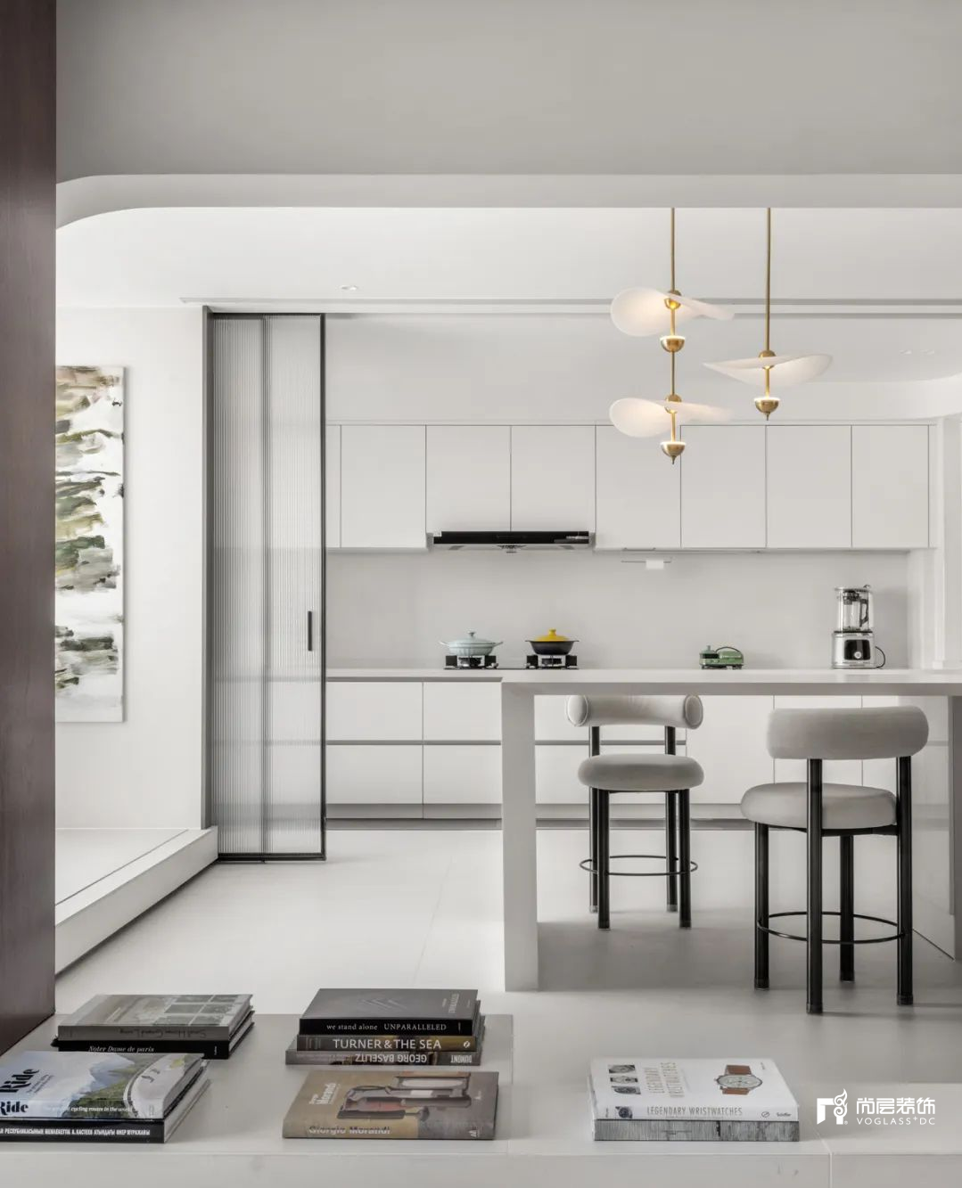 实景|400平米简约别墅装修 隐形门设计尽显高级美学