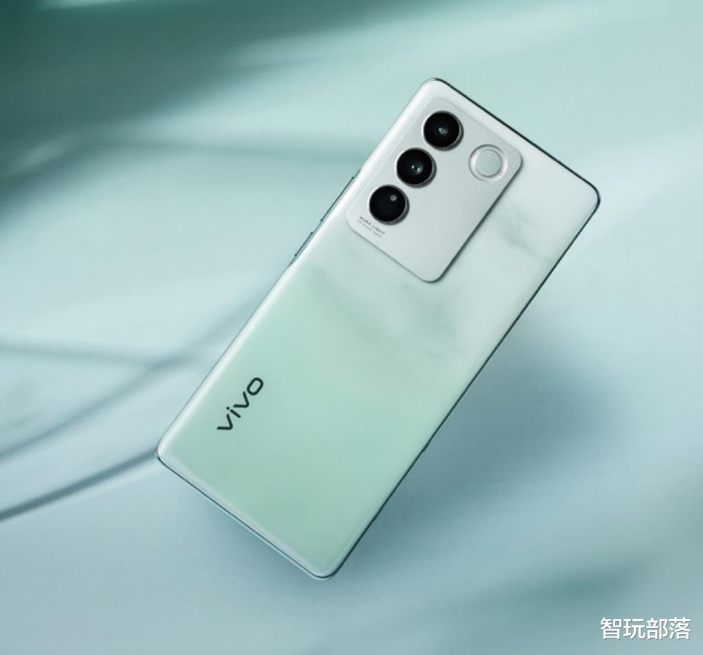 vivo S16|双面柔光人像 颜如玉配色 vivo S16系列把玻璃做出了玉的质感