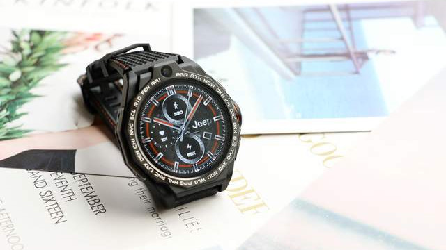 fx|Jeep车同品牌智能手表新品评测，神还原进气格栅可独立通话