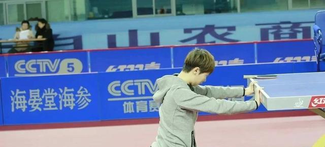 王曼昱|为人都很低调，王曼昱跟王励勤一样，都是实力强被球迷遗忘的类型