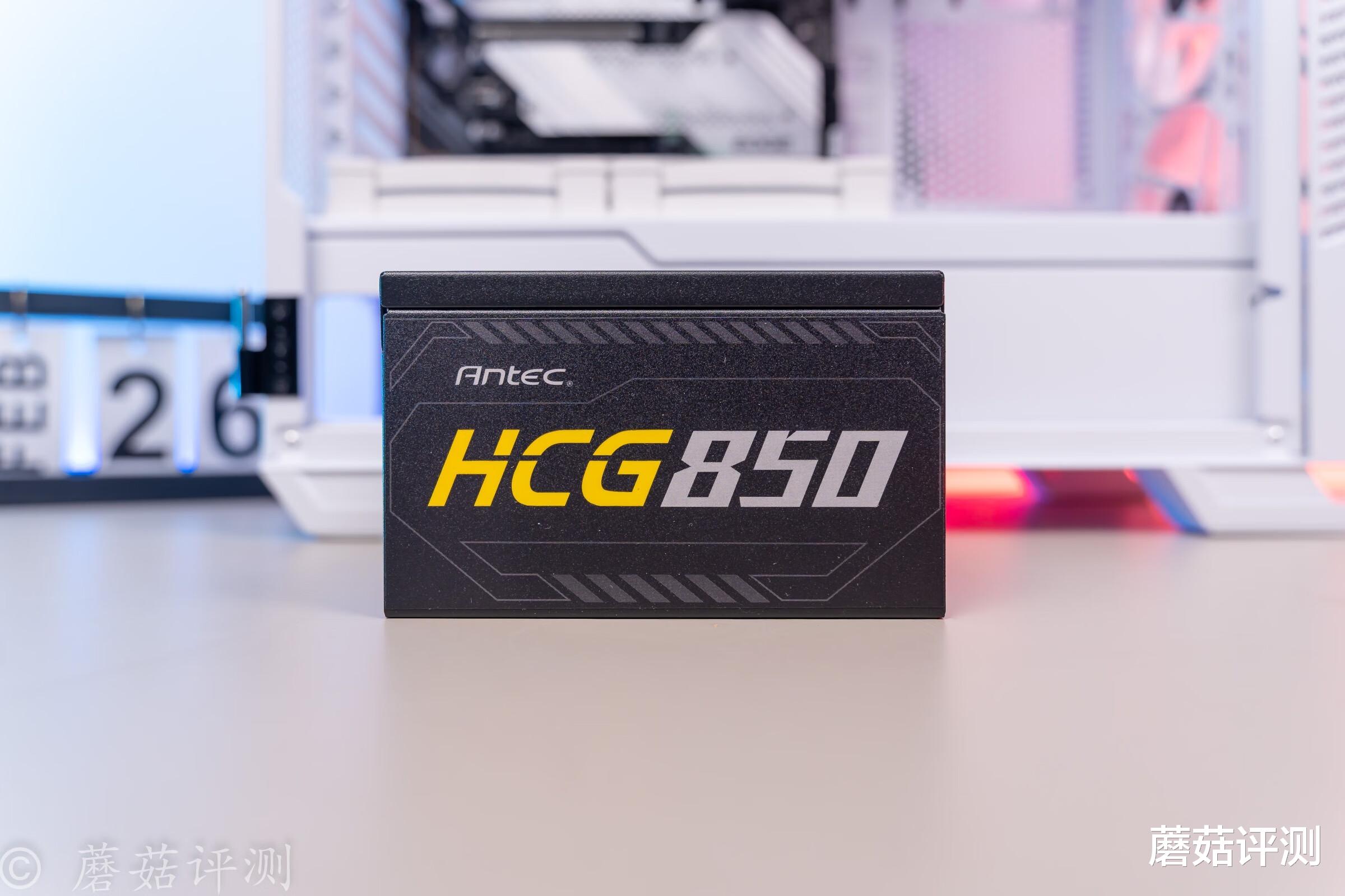 机箱|纯白整机主题装机，怎么装都不会出错！微星刀锋100R白色机箱装机体验