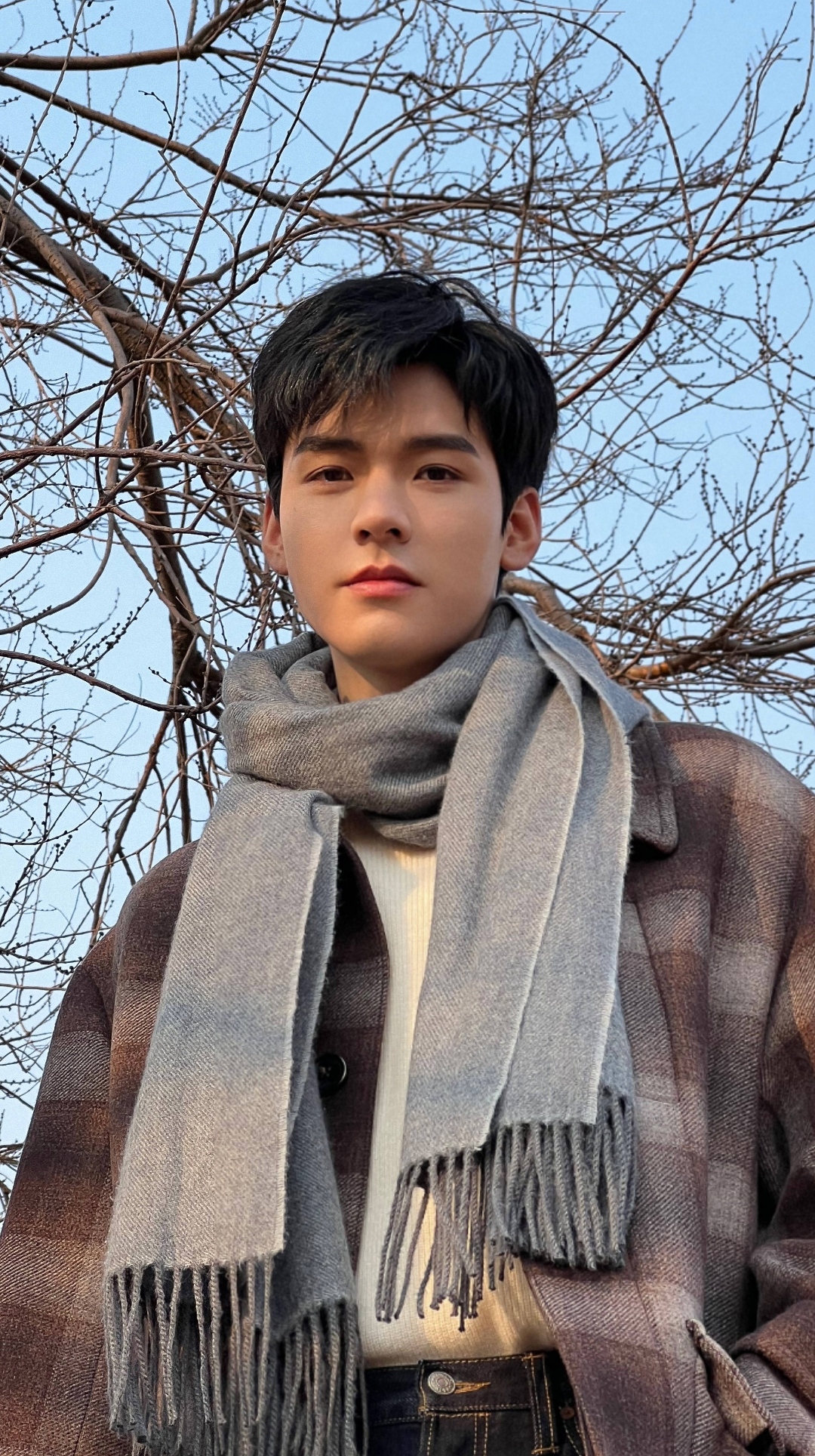 龚俊|“顶流”龚俊疑似翻车，粉丝被曝违规集资做数据，购买记录遭泄露