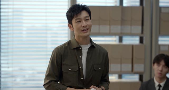 玫瑰之战|《玫瑰之战》让人失望，空有傲骨皮囊，好牌打瞎了