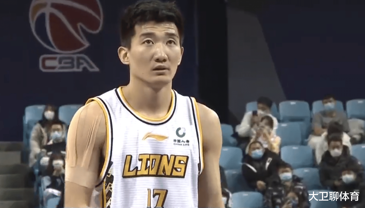 广东男篮|疑似垫脚+再起冲突！广东惨败20分，徐杰空砍30+8，杜锋怒吼+吃T