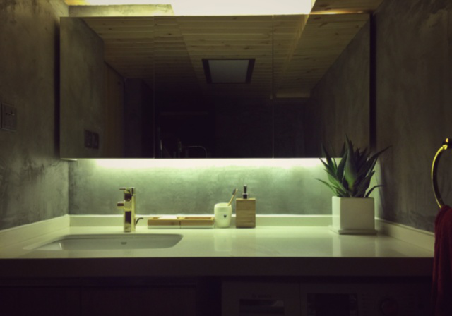 他买下50㎡小宅,朋友笑称“盒子房”!完工后却羡慕极了!晒晒