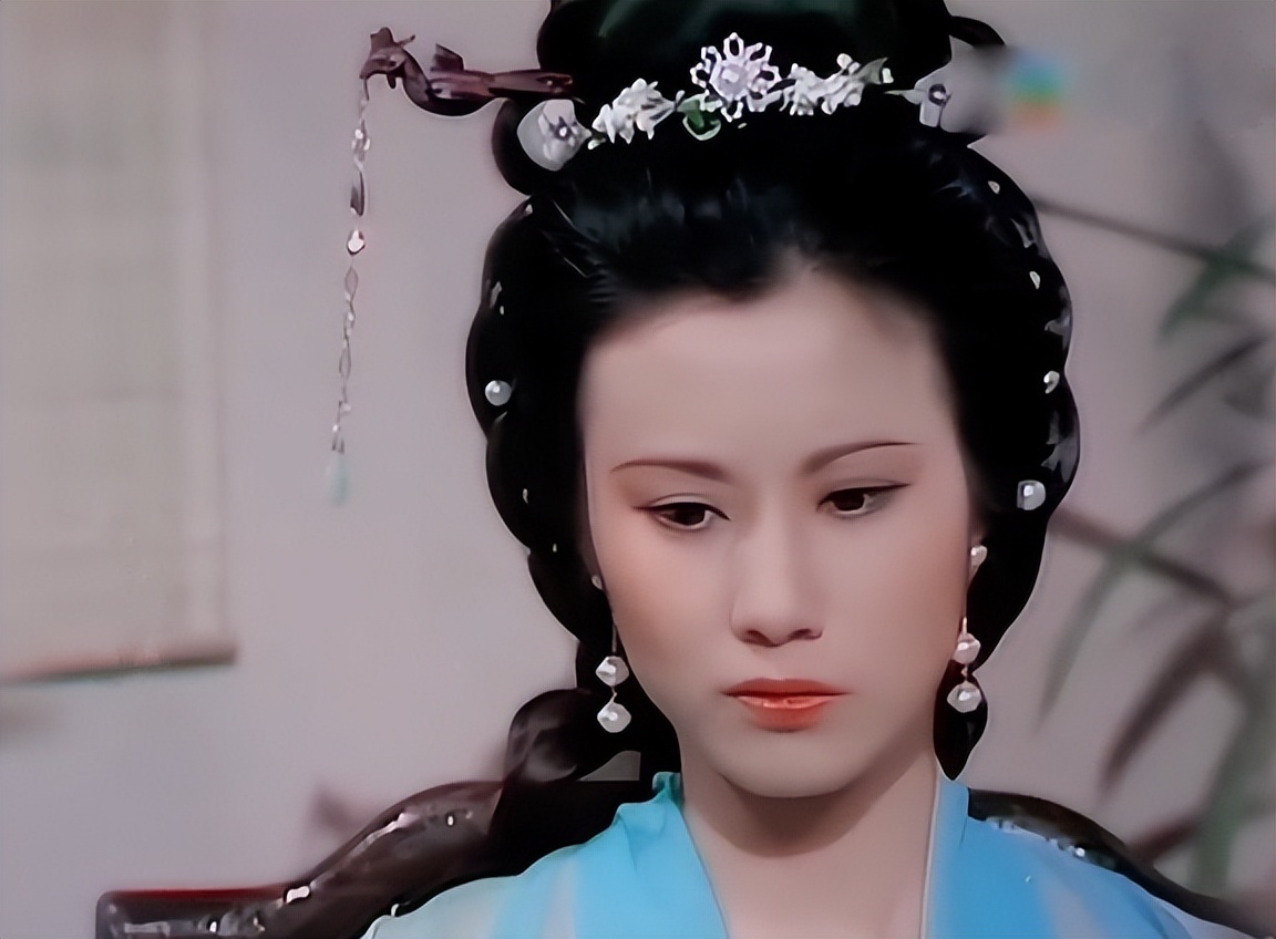 |“一步一摇曳，风姿绰约”，还是以前的老剧绝，现在的都是些啥啊