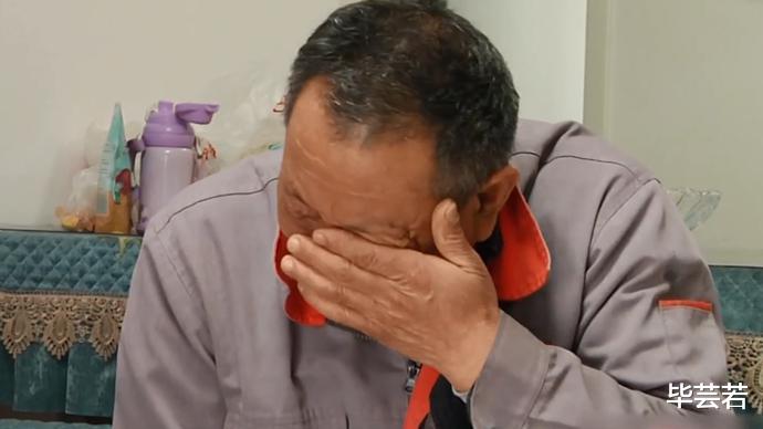 厂妹妻子嫌弃大学生丈夫不上班,丈夫:我有8位数存款,上啥班?