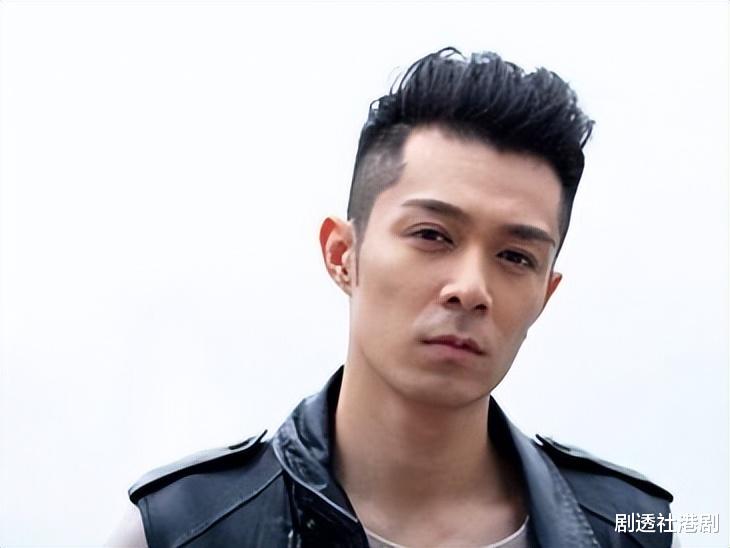 TVB|承认离巢TVB!港知名歌手重心内地发展,坦言收入增加眼界也开阔了