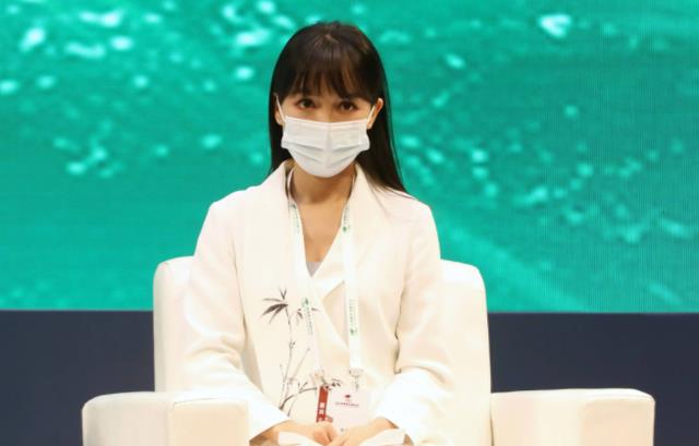 李子柒|消失58天之后,李子柒再次更新“动态”,网友:这下谁还敢欺负你