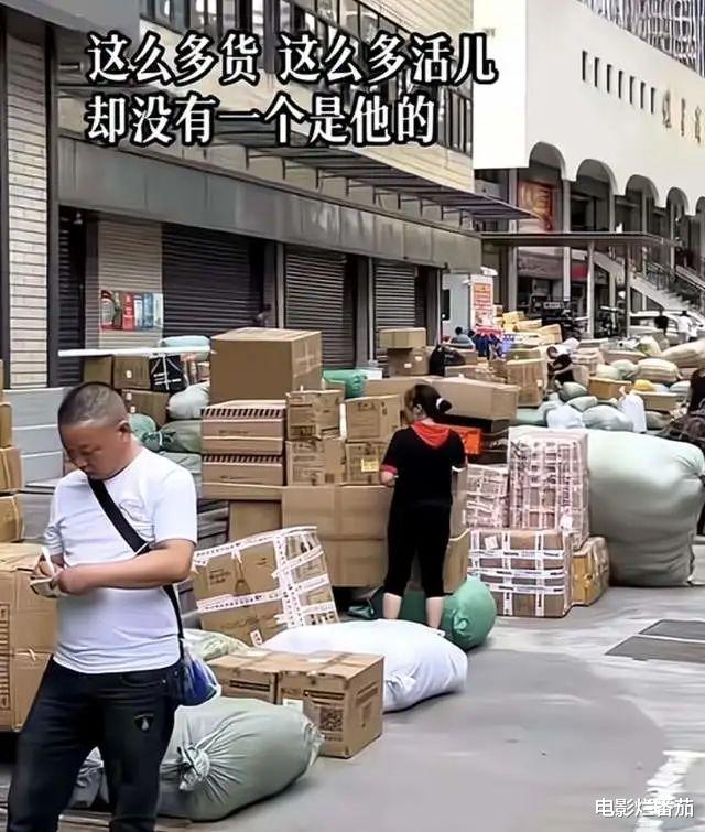 预告|80岁老人在烈日下求生，却没一单生意：活着，从来都没有那么简单