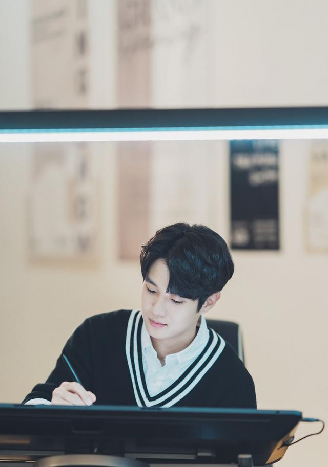 崔宇植|崔宇植、金圣喆《那年我们》私下剧照大公开！呆萌、帅气无法比