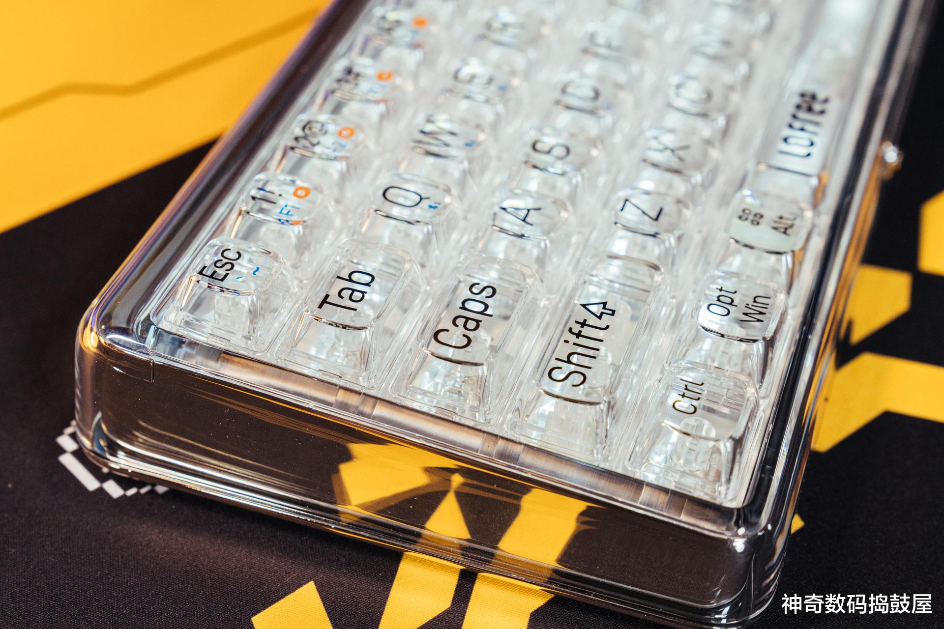 机械键盘|拒绝花哨的个性,1%的不一样:洛斐1%双模无线机械键盘 体验分享