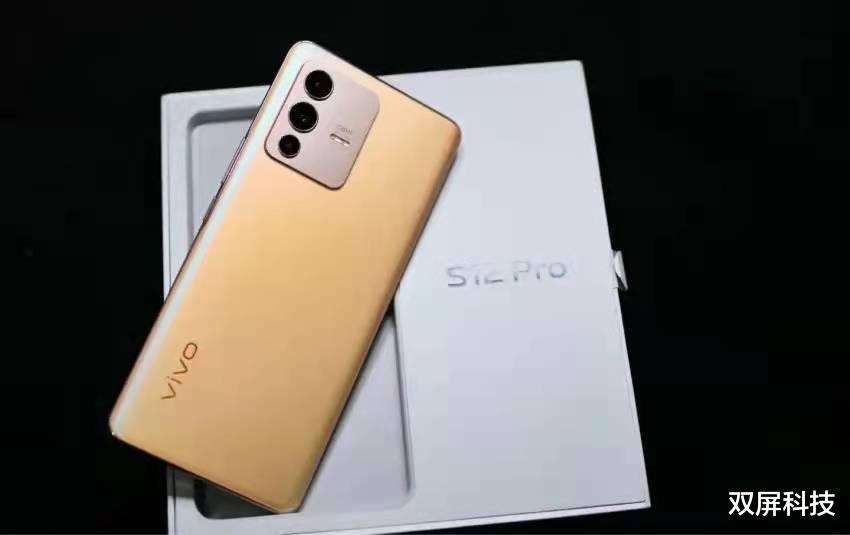 vivo|从3199跌至2249元，曲面屏+72万跑分+1亿像素，vivo拒绝高价低配