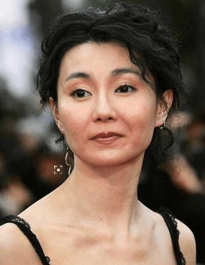 50岁的你，看上去是老气还是成熟？长相是其次，关键看穿搭和发型