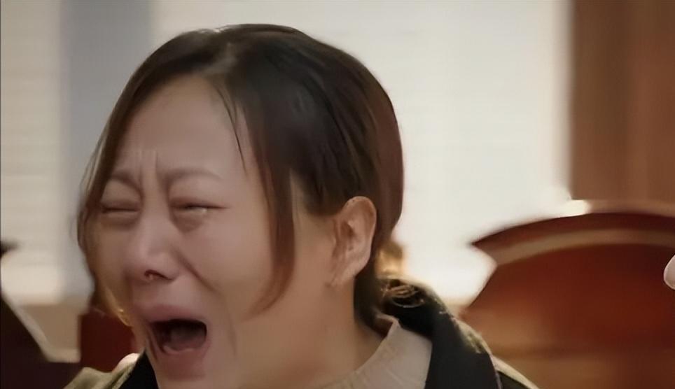 父母可以有多狠?为了20万“逼死”女儿,只有弟弟在乎姐姐身后名