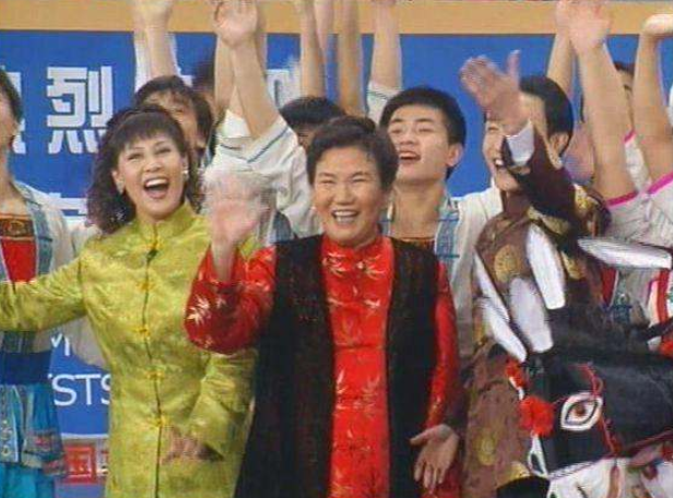 赵丽蓉|1999年,癌症晚期的赵丽蓉没有地方休息,巩汉林大吼导演组