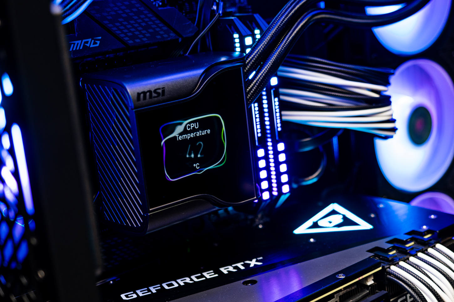 3070ti|12900KS+3070Ti，为职业剪辑师打造的顶级工作机