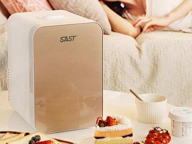 |办公室夏日迷你冰箱139元秒杀