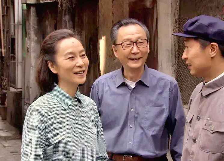 奚美娟|奚美娟：没出月子就离婚，单身养子27年，离婚多年与前夫情同一家