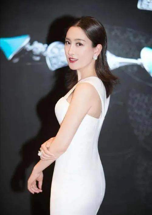 孔令辉|孔令辉与马苏的爱情故事，同居11年终分手，如今都已年过40还单身