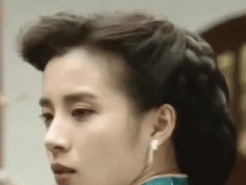 岳翎|岳翎从《青青河边草》到《梅花三弄之鬼丈夫》，她还有哪些作品？