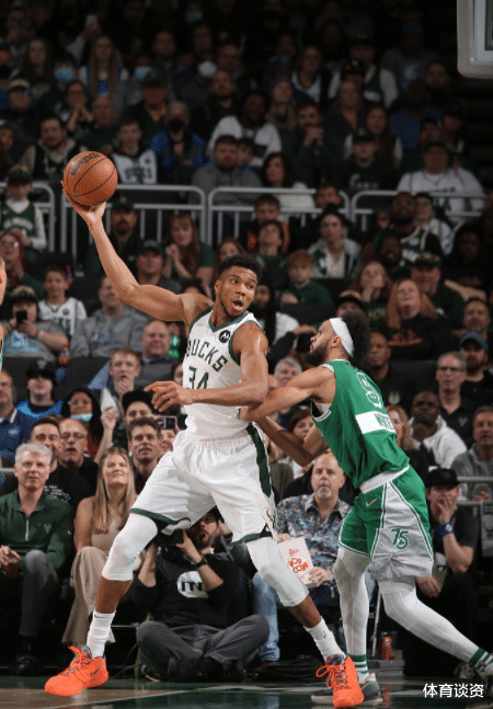 得分王|0分+0分！NBA得分王出炉，时隔22年再有中锋登顶，成第二个奥尼尔