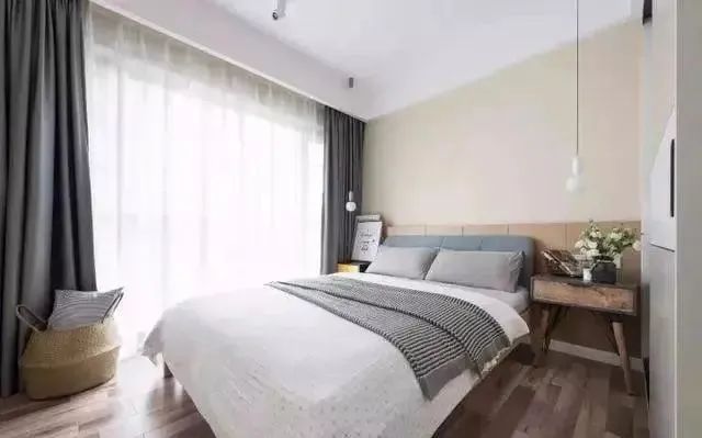 89平新房,一进门鞋柜把人迷住了,头一次见这么装,个性实用!