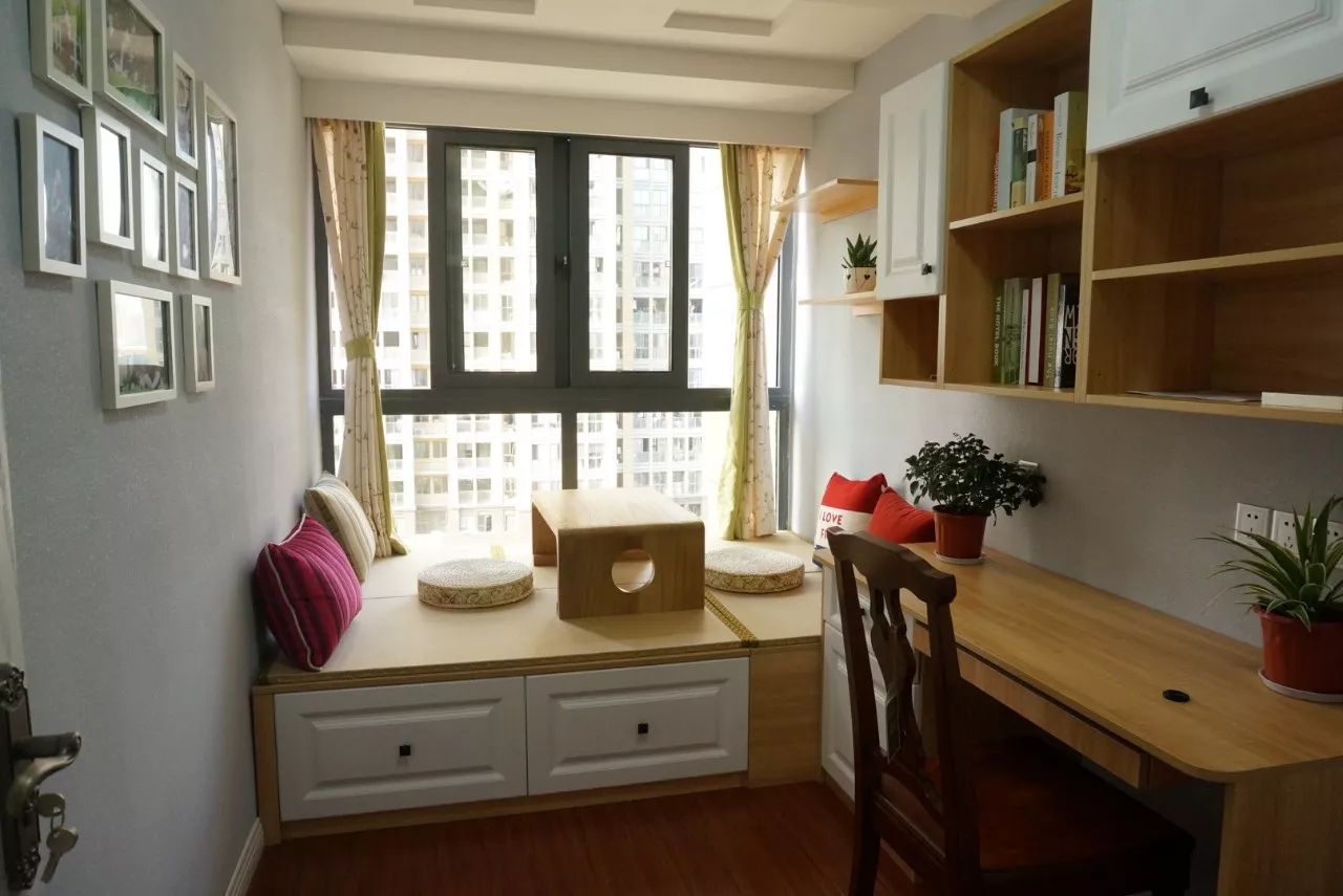 小户型房子就该这样装!书桌+榻榻米,空间足足大出2倍!绝对赞!