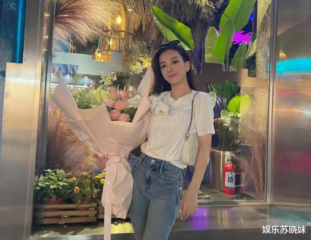 郭富城|郭富城为娇妻方媛庆生，与岳父母站一起没违和感，却因蛋糕小惹争议