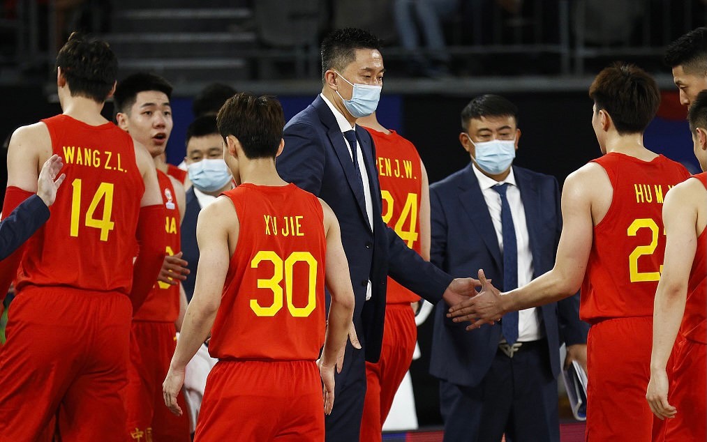 日本队|日本惨败澳洲46分，紧急召回NBA强援！不如中国男篮，杜锋预测准