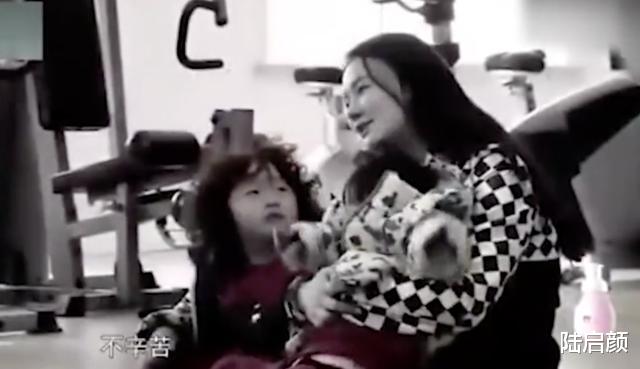 邹市明|北大毕业的央视主持人？冉莹颖审美遭疑，但为邹市明付出这么多？