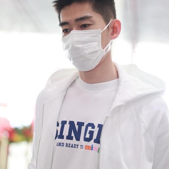 张翰|还不到40，浑身上下都透着油腻，这可如何是好？