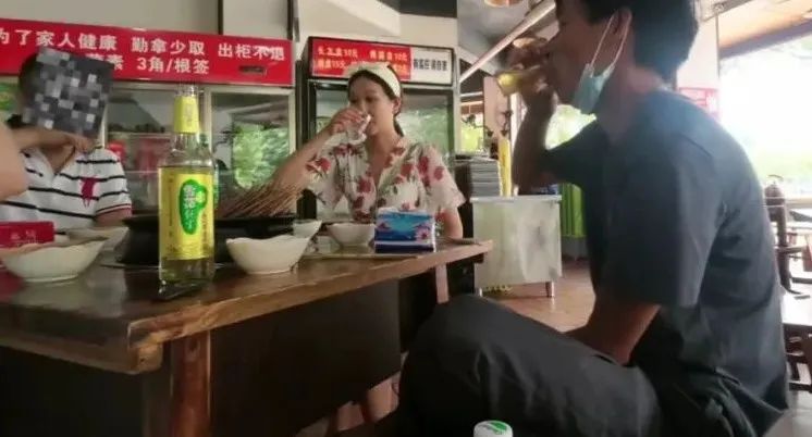 博尔塔拉蒙古自治州|带床去旅行 | 骑着自行车流浪全国