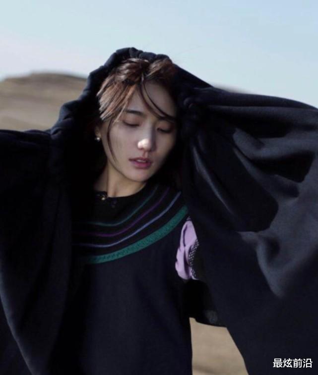 李亚鹏|李亚鹏娇妻比王菲气质还好!一身西装配阔腿裤,优雅又时尚