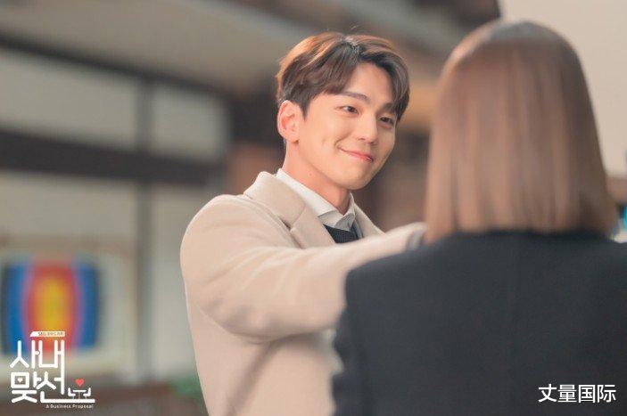 韩剧|话题度直逼男主!盘点2022年韩剧9位「最抢眼男二号」