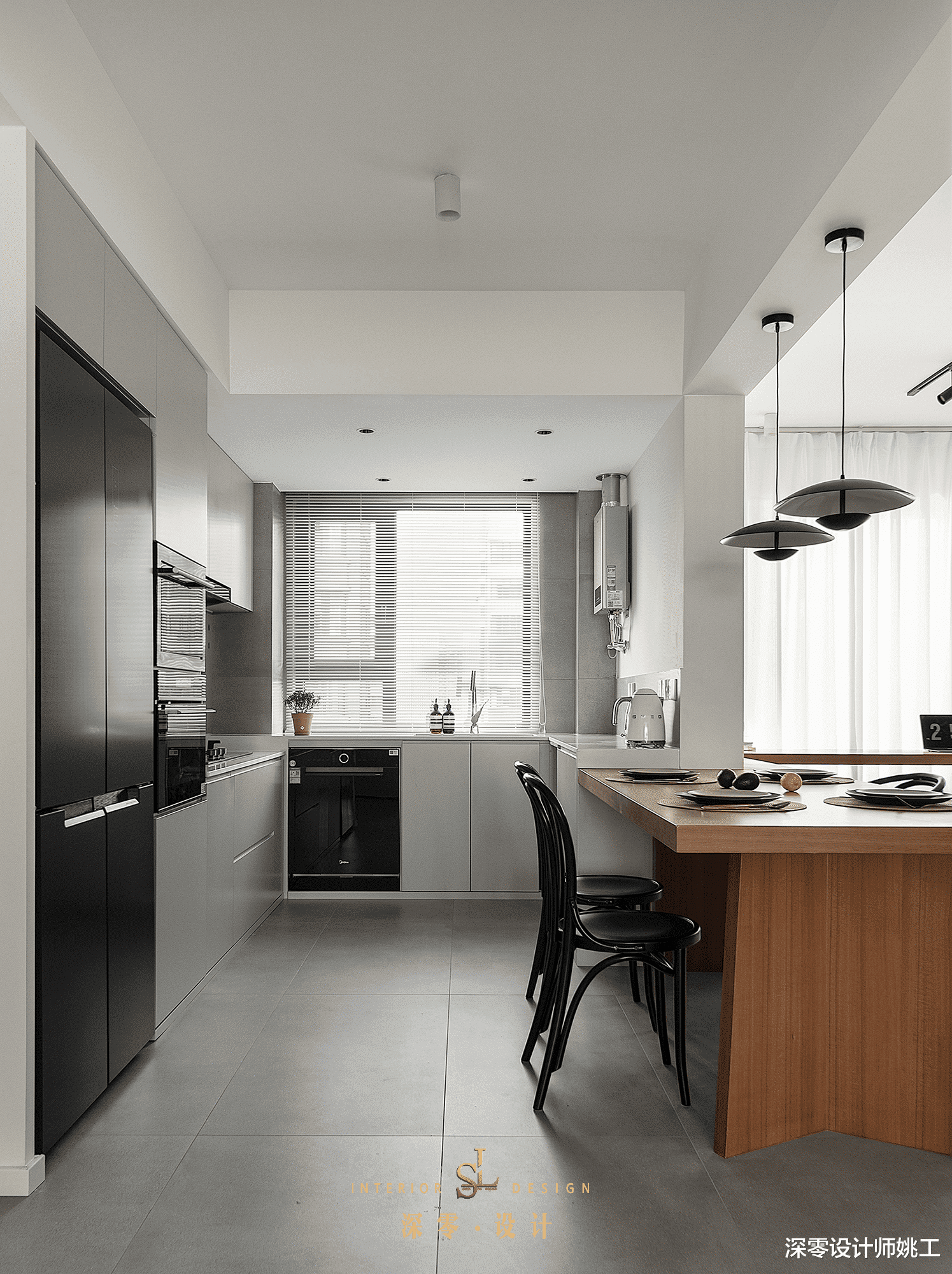 118㎡四室改两室还带个大横厅，电视墙后打造儿童房，搭配原木地板