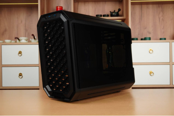 机箱|年终奖我帮各位想好去处了，快进来，我这里有好康的