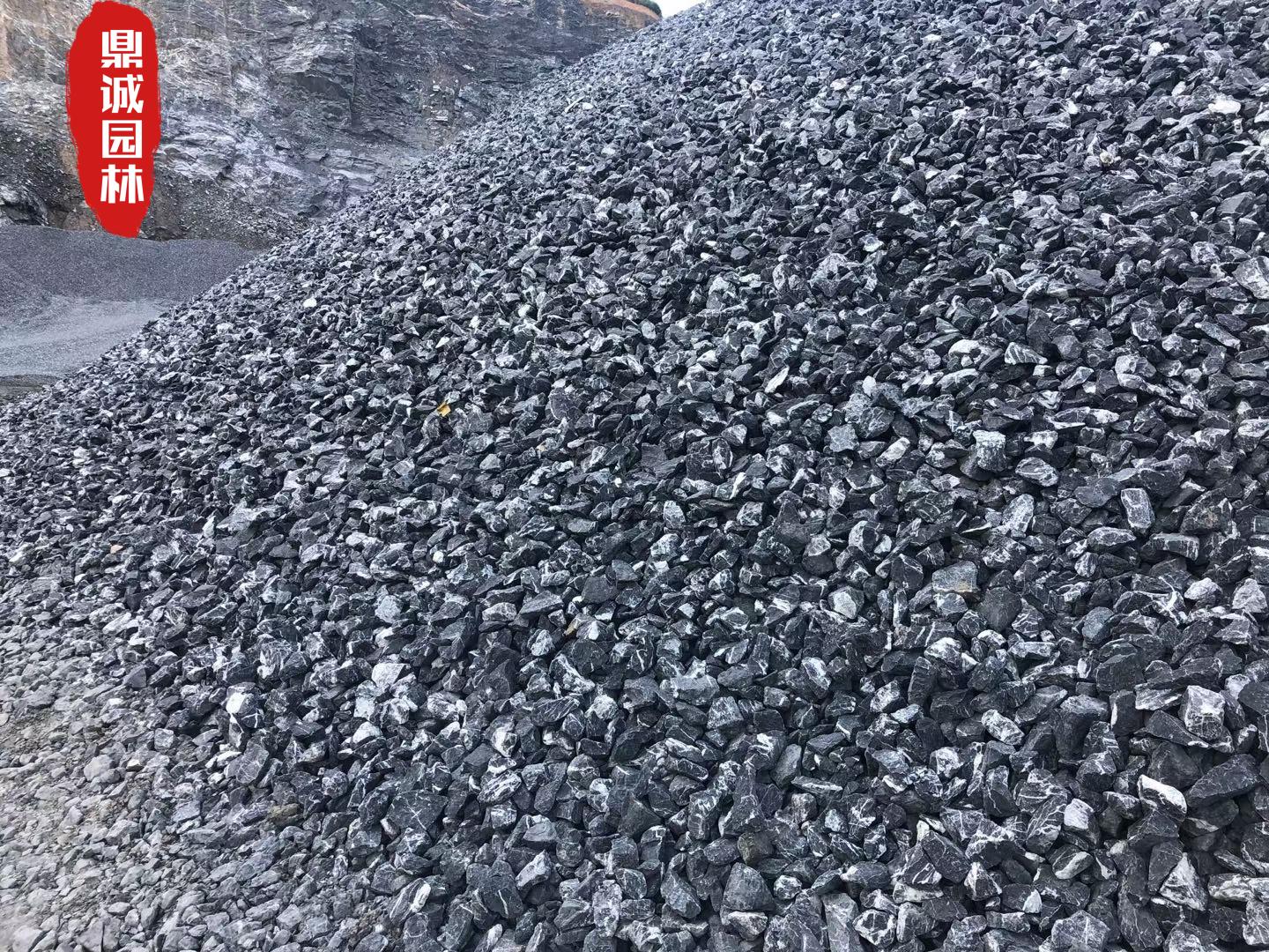 天然砾石工程建筑常常用到的一种石材