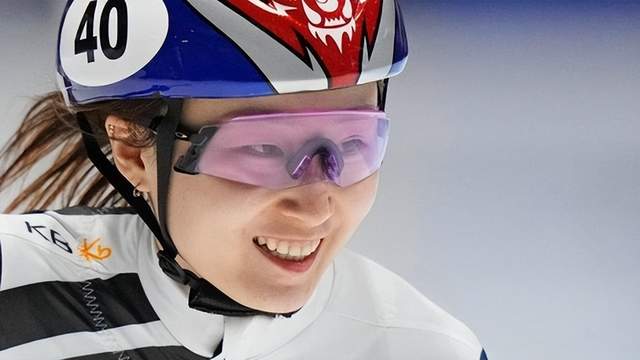 崔敏静|韩国短道速滑女王、世锦赛四冠王崔敏静是怎样炼成的？