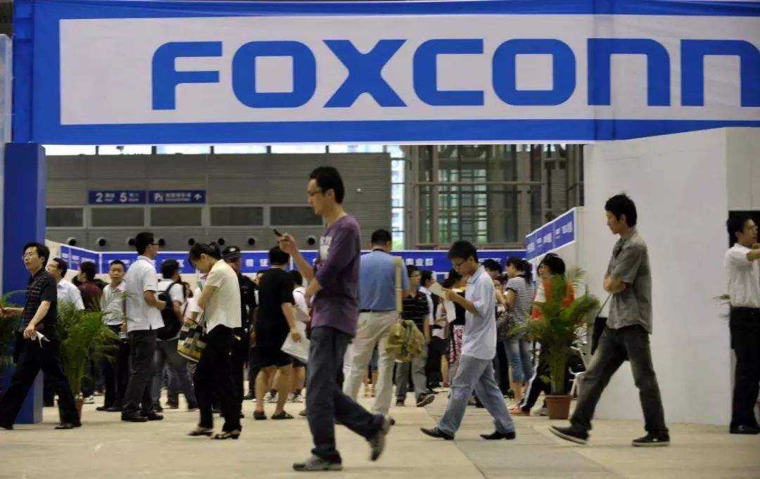 |富士康拼了！7天招满10万人，力保iPhone产能无忧