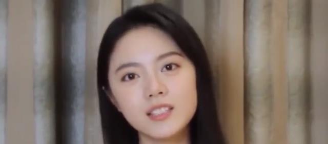 樊少皇|“中戏学霸”赵今麦:一“坑”成名,小小年就获得超高票房