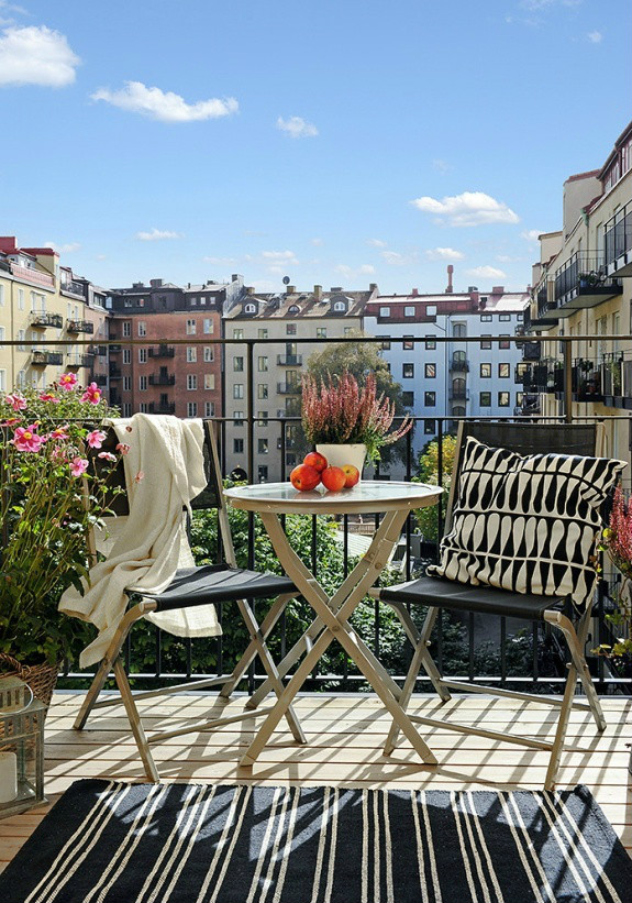 家里有个阳台，如何最大程度地利用好空间呢？这三种设计你来看看