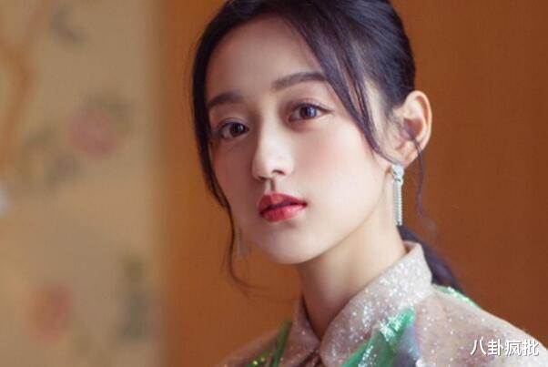 |肖战登顶！宋祖儿抄袭？刘浩存拉踩任敏？金世佳拉胯？她玩姐弟恋