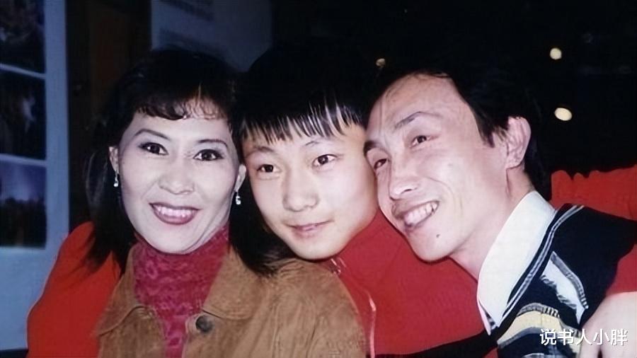 全员加速中|巩汉林儿子巩天阔：被父亲催婚又催生，35岁得女全家乐开怀