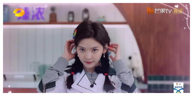 洱海|殷桃的改变，章若楠的率直，让《中餐厅》彻底“封神”