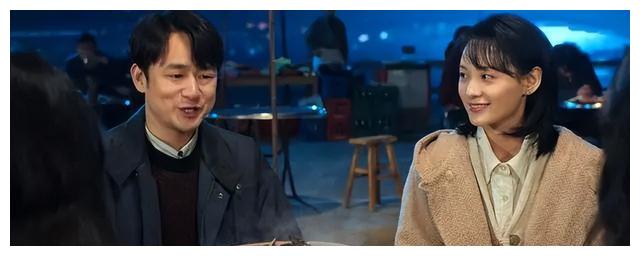 陈宇宙|《风吹半夏》看懂半夏和裘毕正死磕，才明白陈宇宙为何钟情婚托