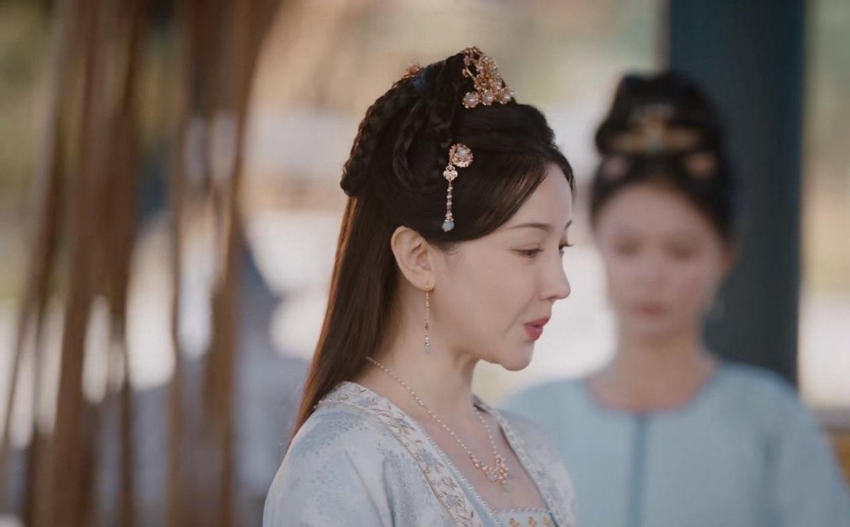 陈小纭|《卿卿日常》陈小纭演秀女,法令纹凹陷婴儿肥,33岁大变样不敢认