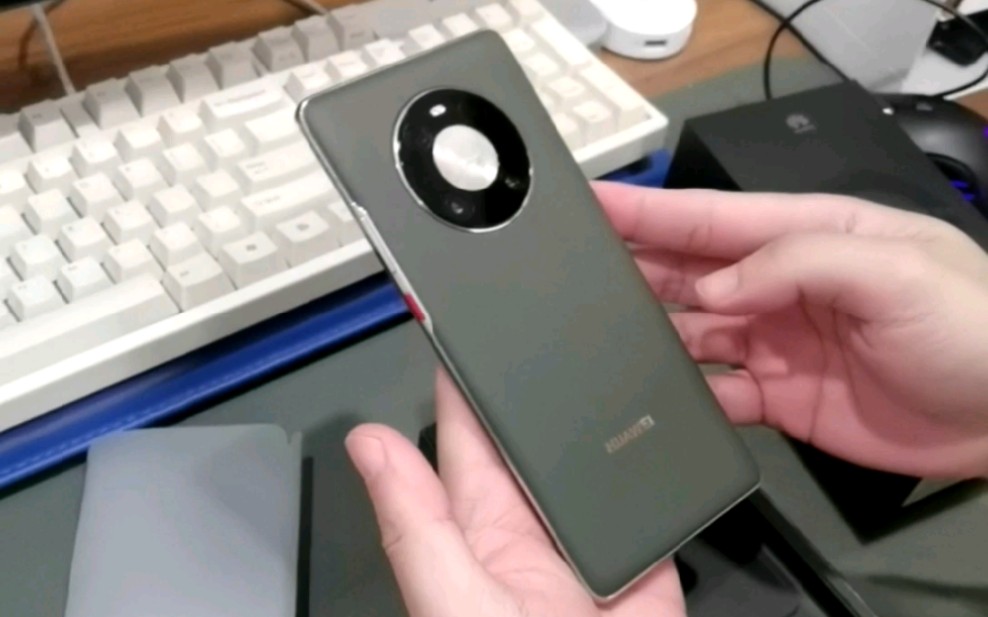 华为|春节前后最值得买的三款手机,跌至“真香价”,买对不买贵