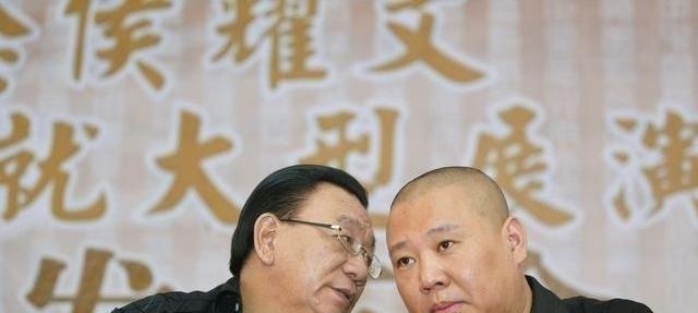 天赐3|曲艺界近年乱象太多，侯耀华成了常宝华大弟子，追悼会其鼓掌送别